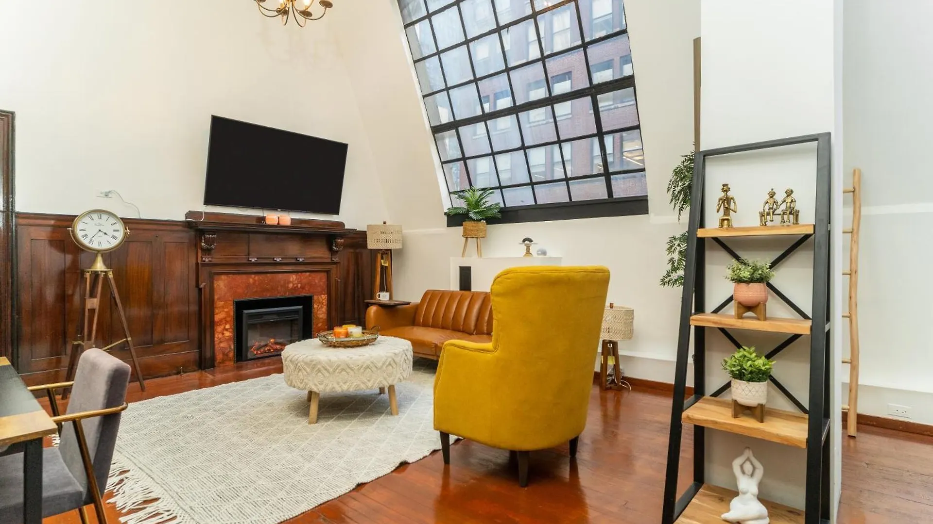 The Loft Suite At Mansfield New York